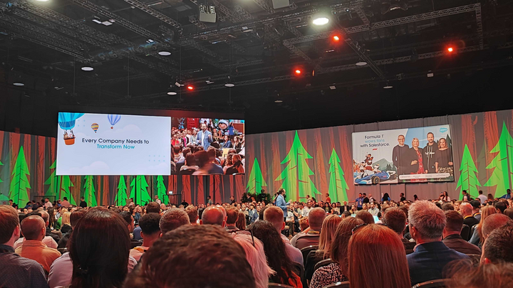 CEO Stefan Loncar's Experience at the Salesforce World Tour